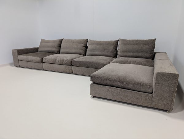 Flexform Groundpiece Modular Sofa - Image 9