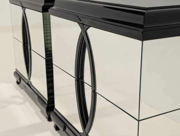 Christopher Guy Petit No.5 Pair Bedside - Image 8