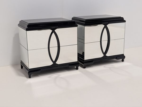 Christopher Guy Petit No.5 Pair Bedside - Image 2