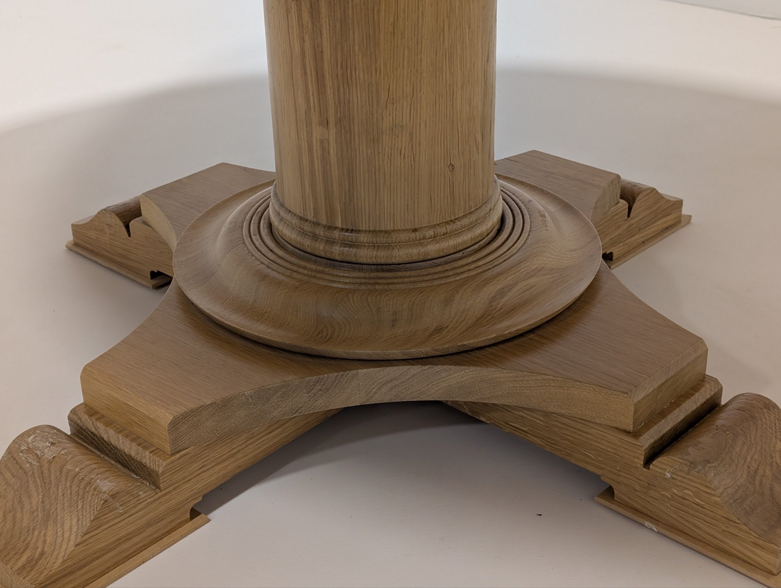 Mark Wilkinson Oak Dining Table - Image 7