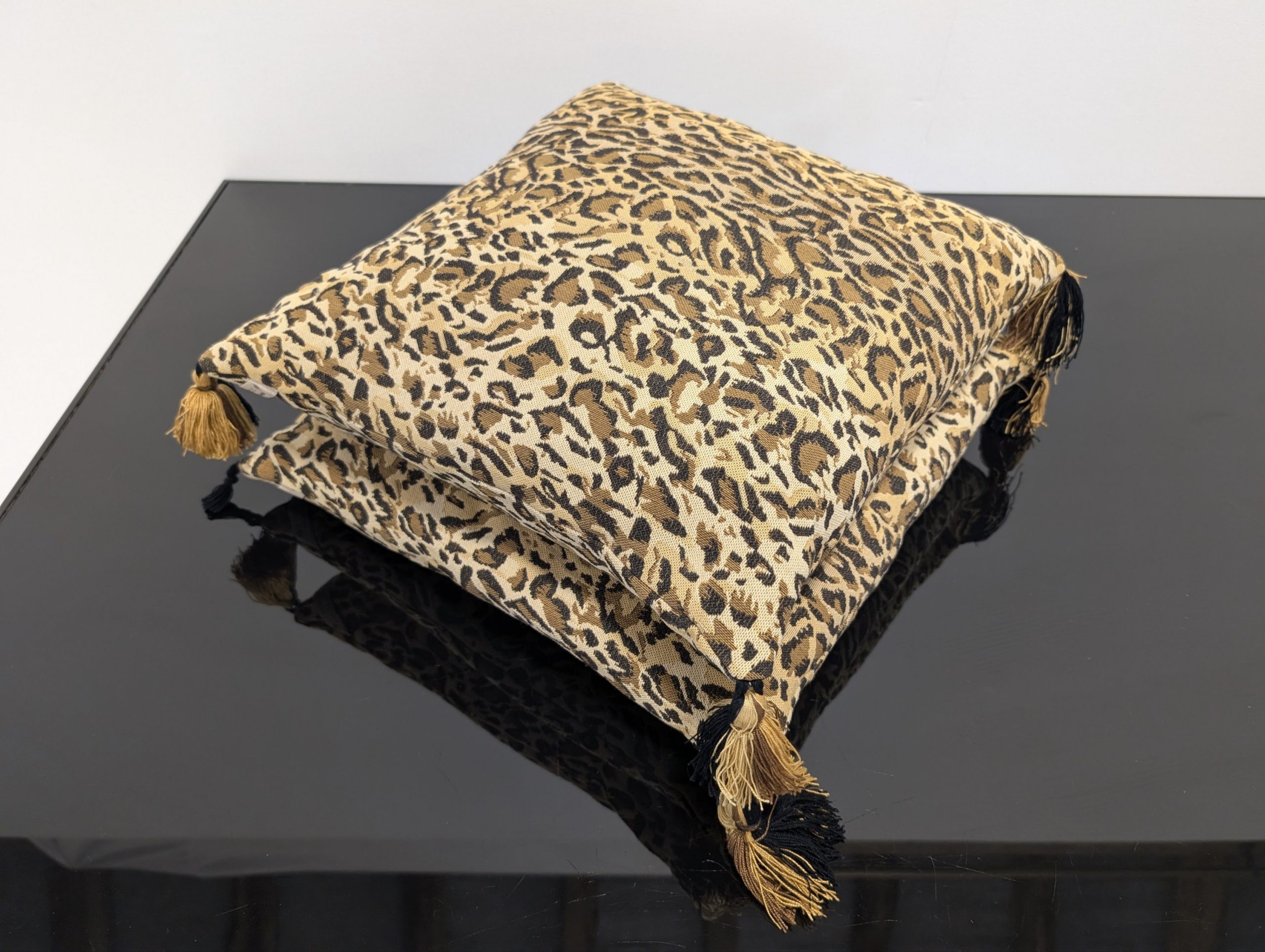 Sussex House Print Cushions - Image 6