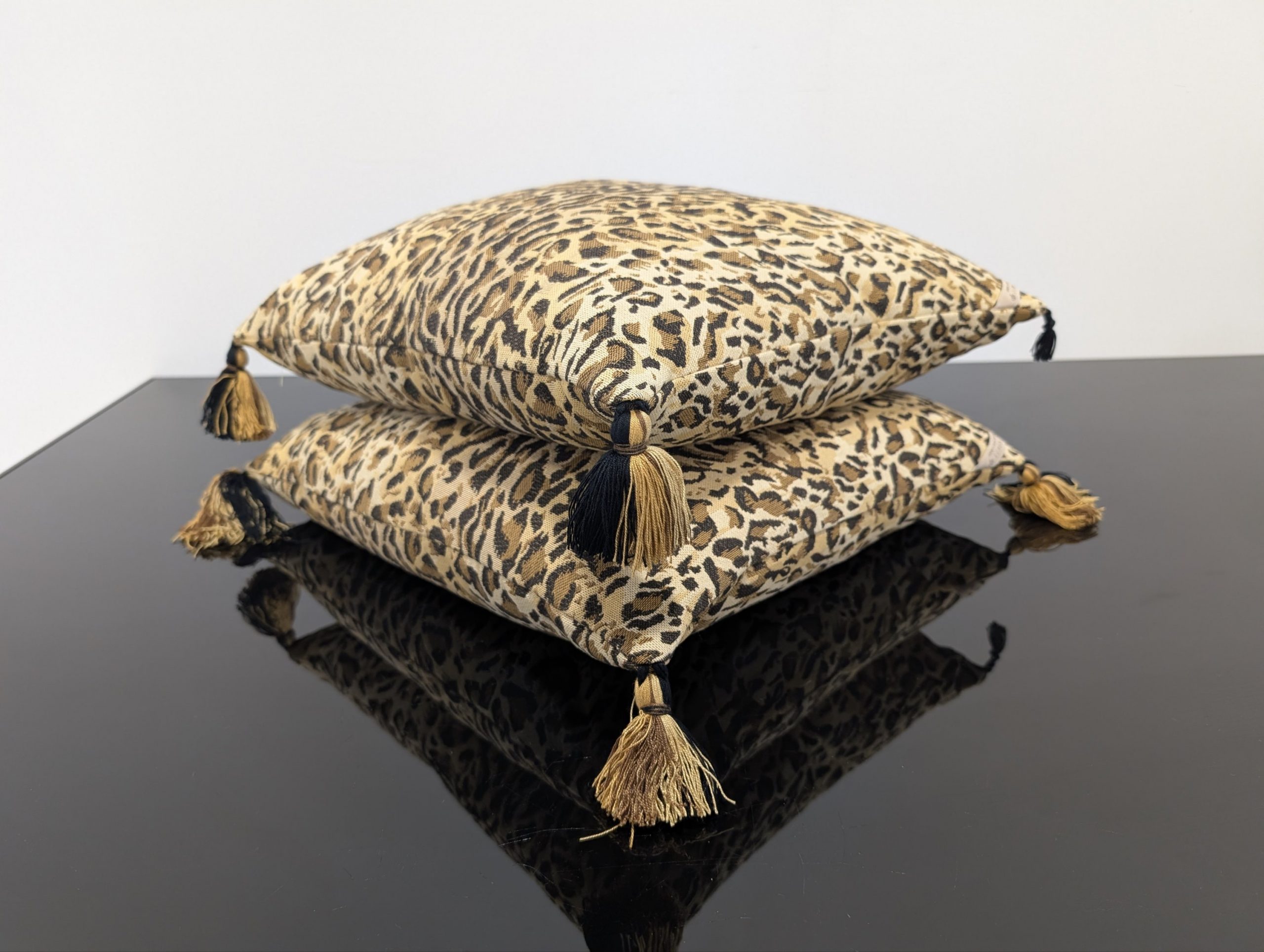 Sussex House Print Cushions - Image 13