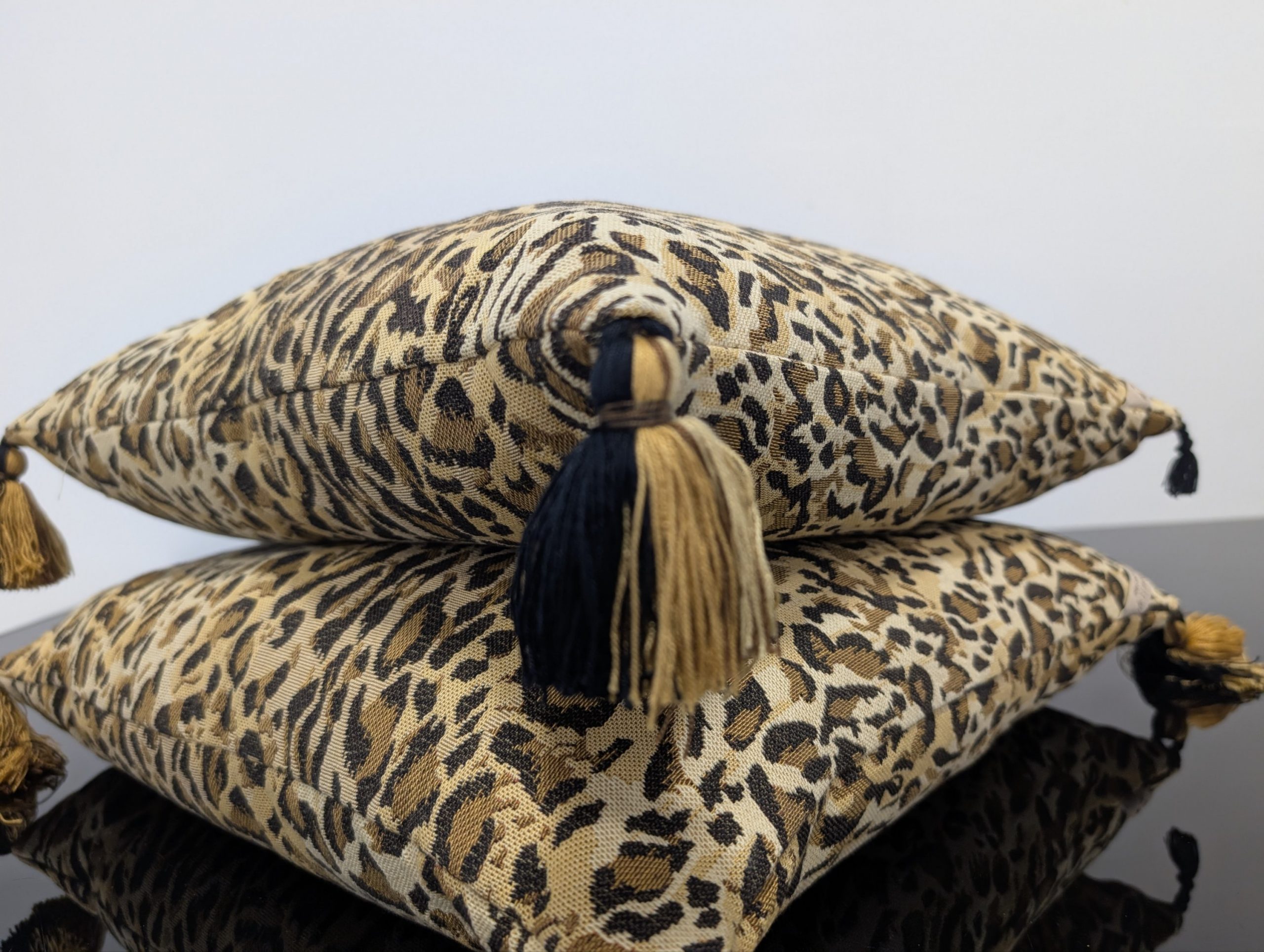 Sussex House Print Cushions - Image 7