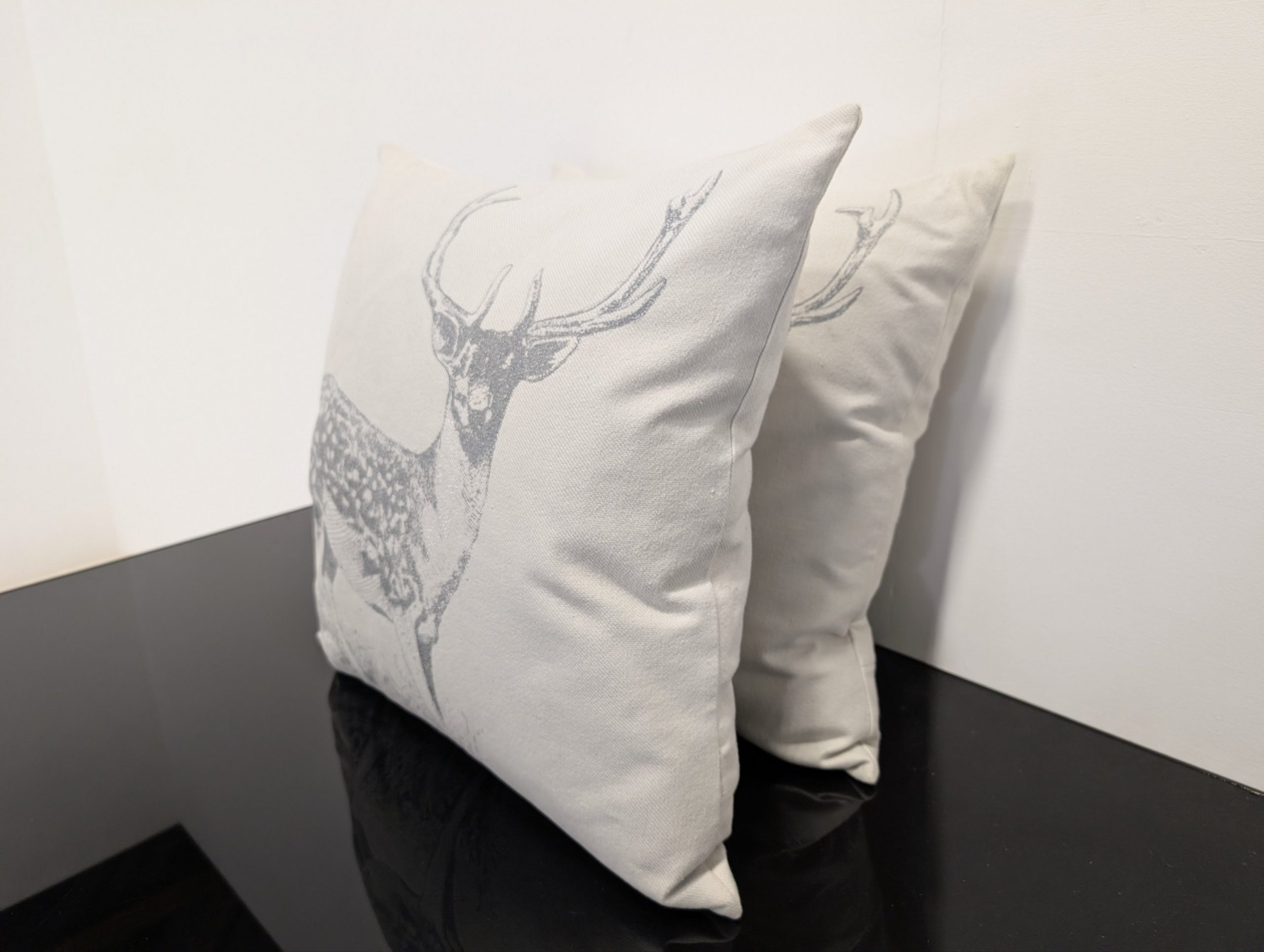 Laura Ashley Deer Cushions pair - Image 5