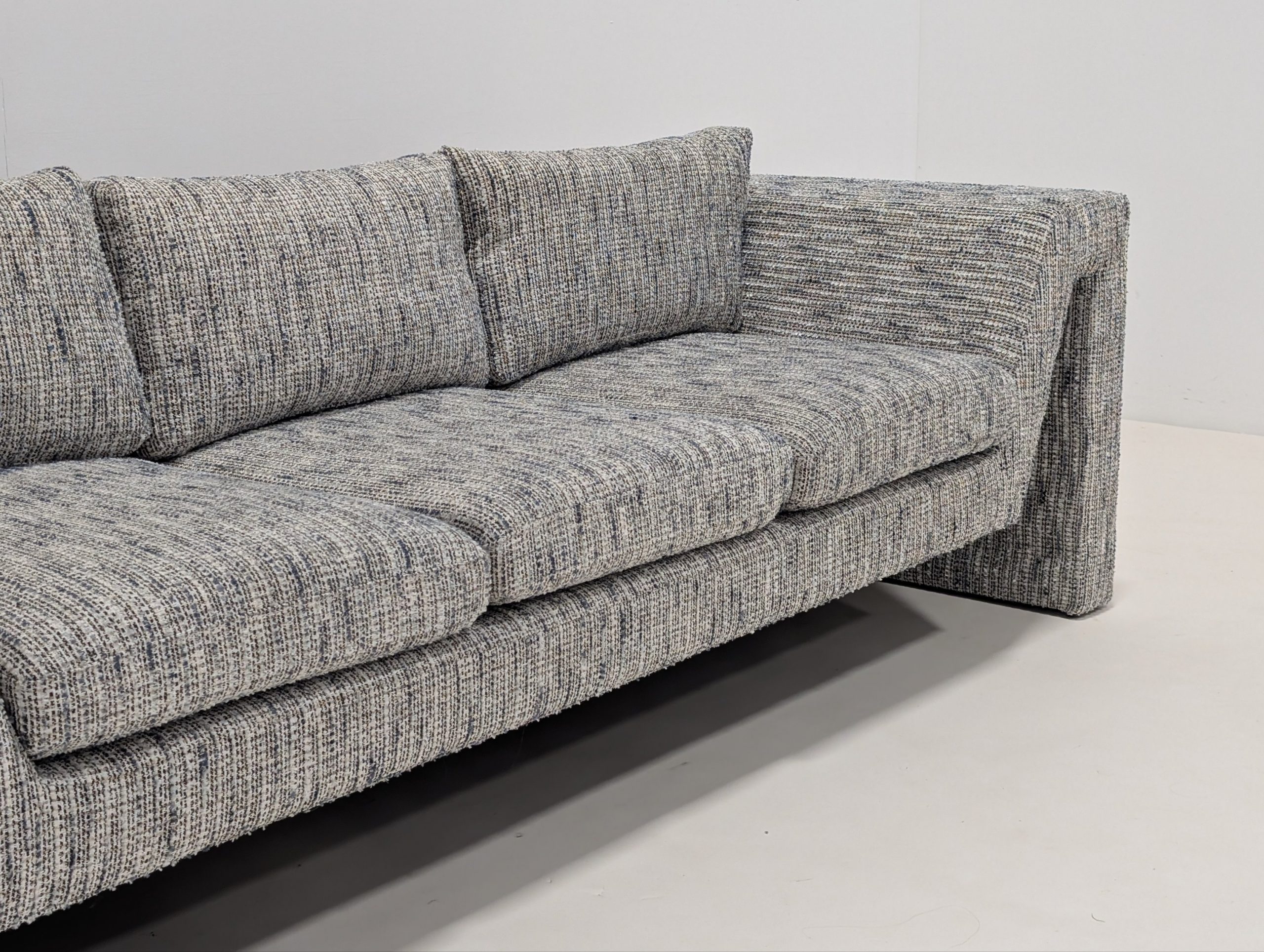 Liang & Eimil Manu Sofa - Image 4