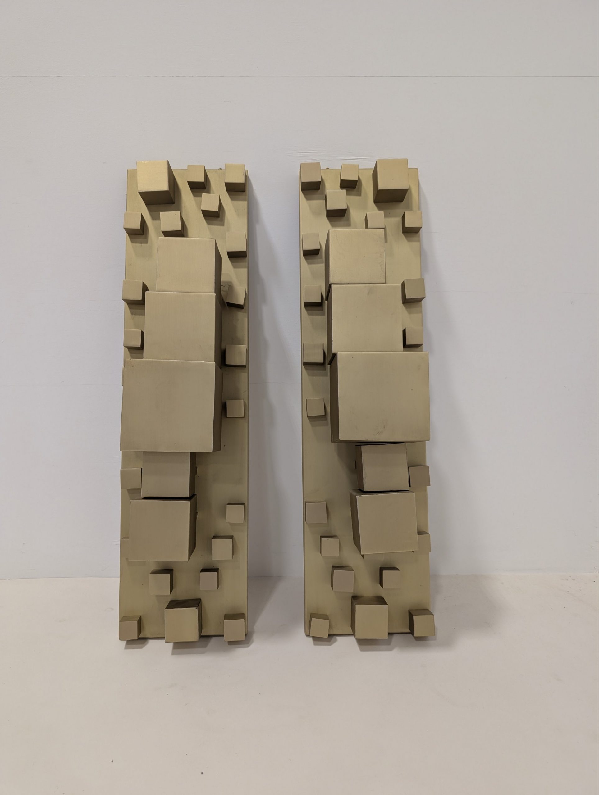 Glustin Brass Cubic Scones Pair - Image 10