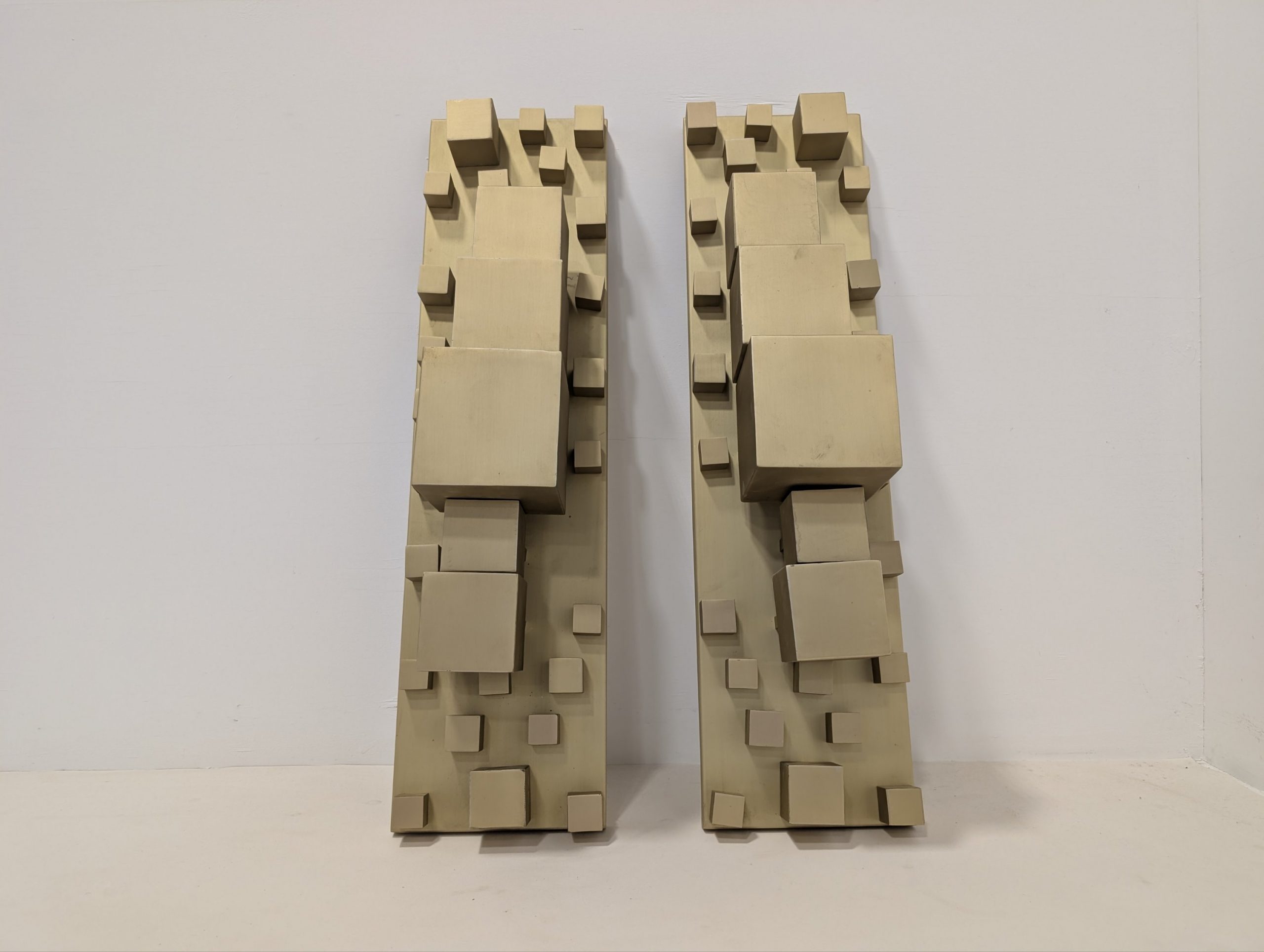Glustin Brass Cubic Scones Pair - Image 15