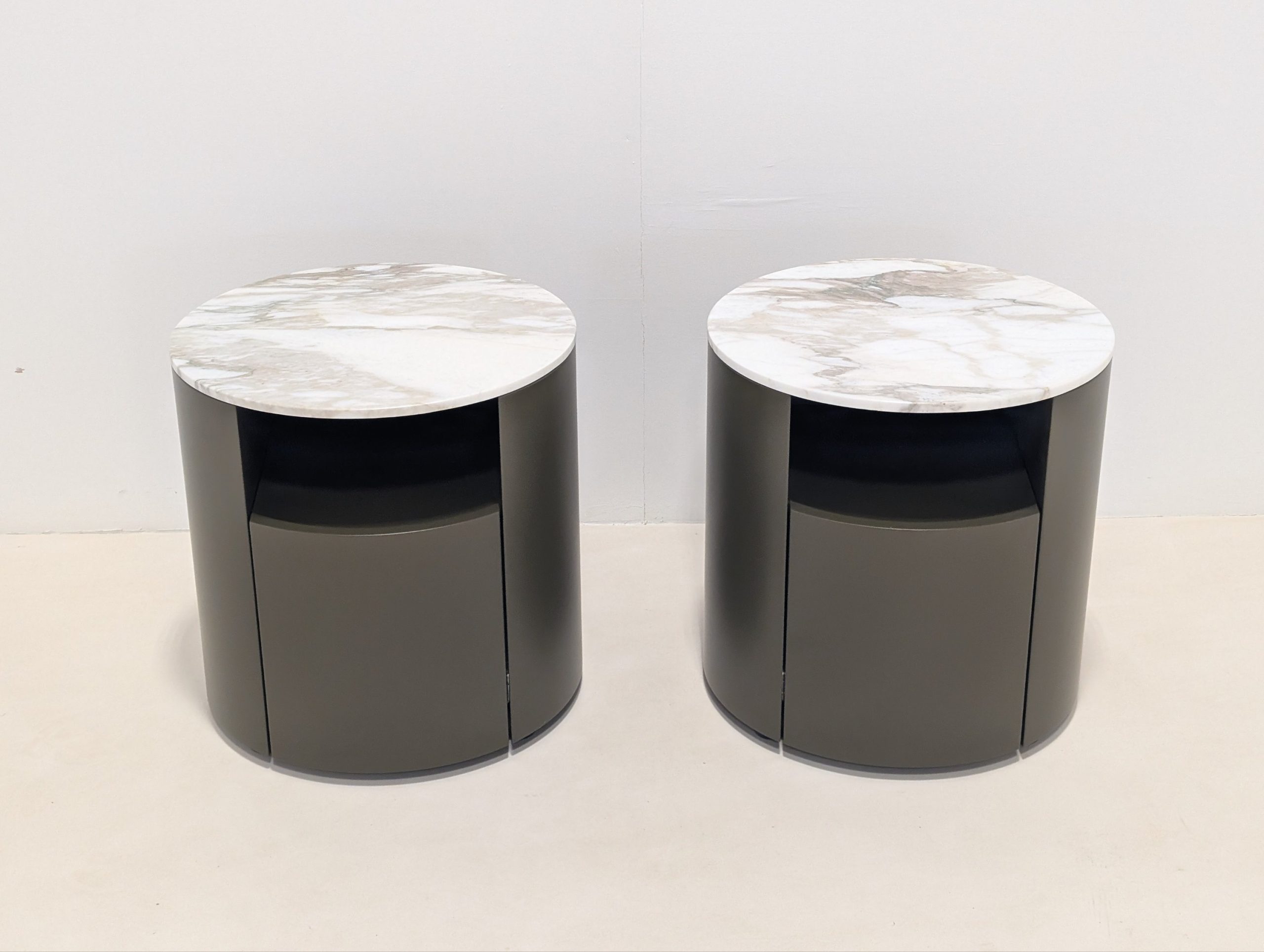 Poliform Onda Nightstands Pair - Image 5