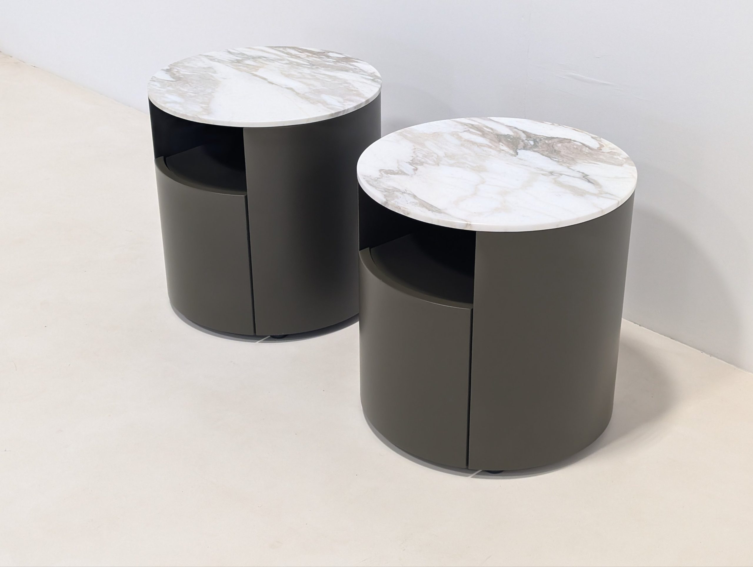 Poliform Onda Nightstands Pair - Image 3