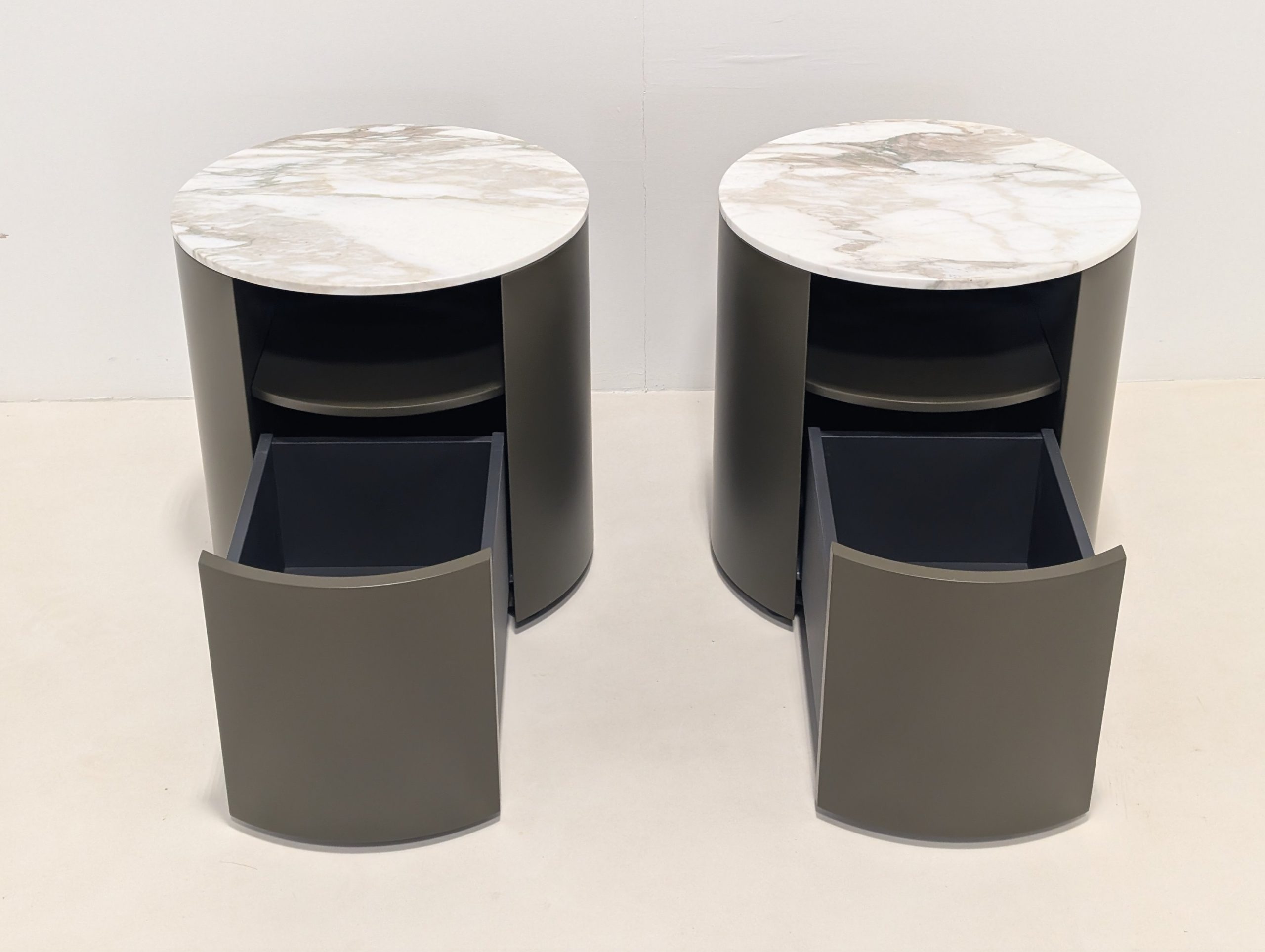 Poliform Onda Nightstands Pair - Image 9