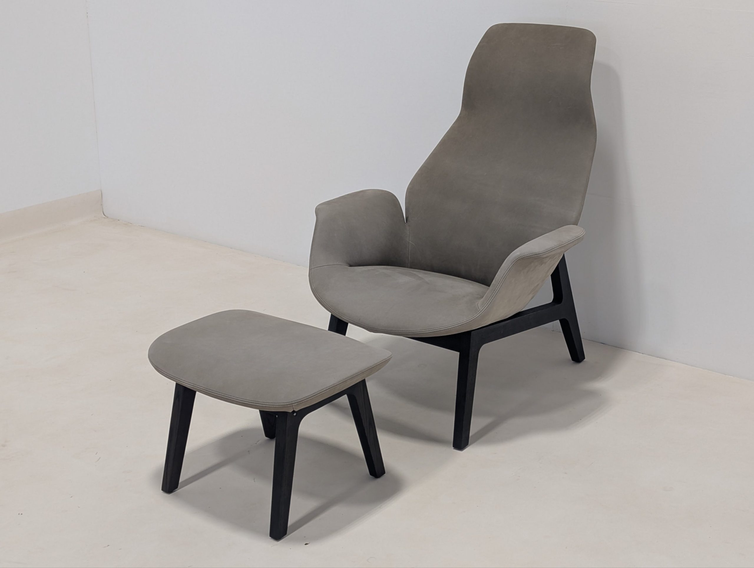 Poliform Ventura Chair & Footstool - Image 2