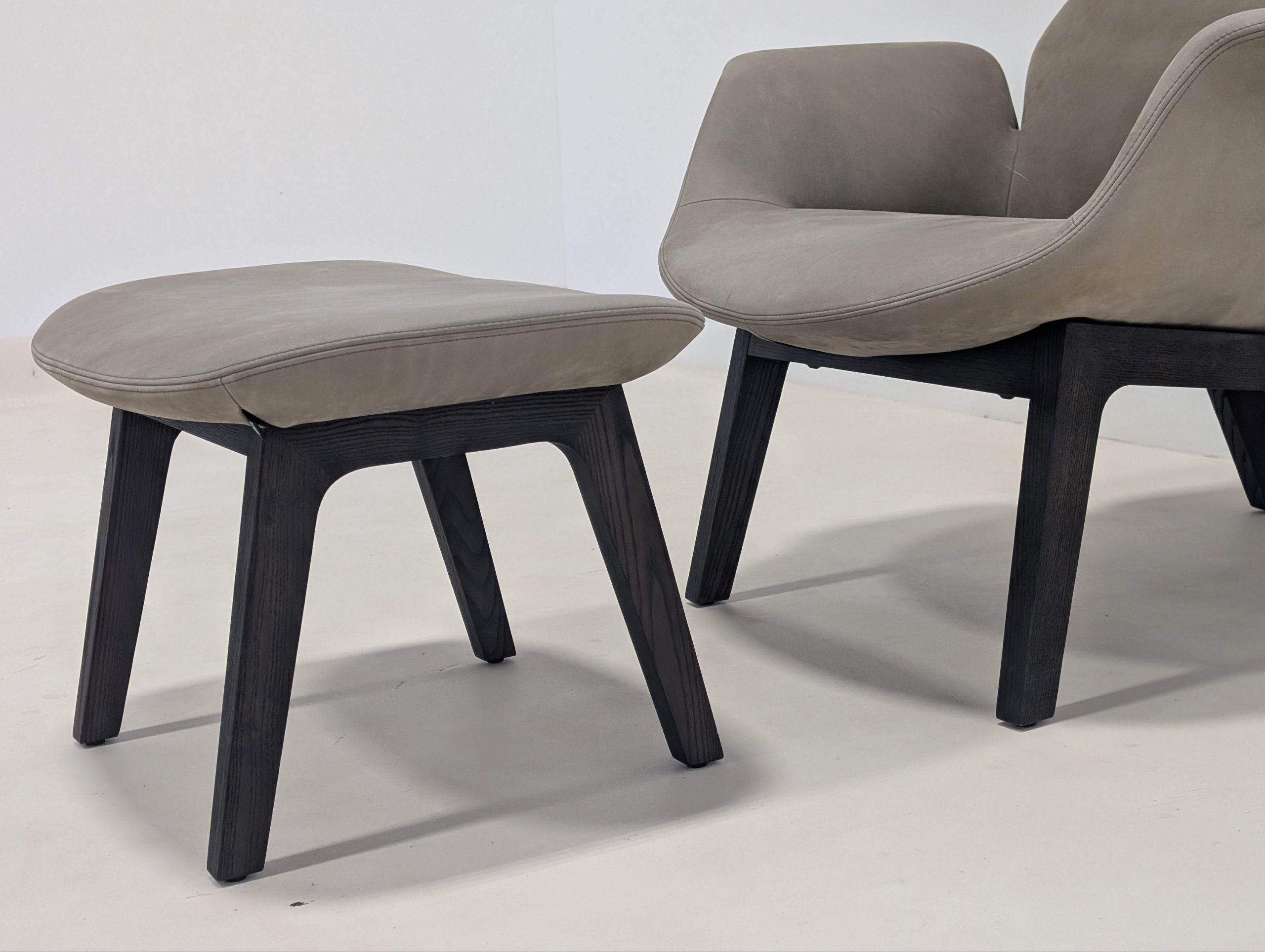 Poliform Ventura Chair & Footstool - Image 3