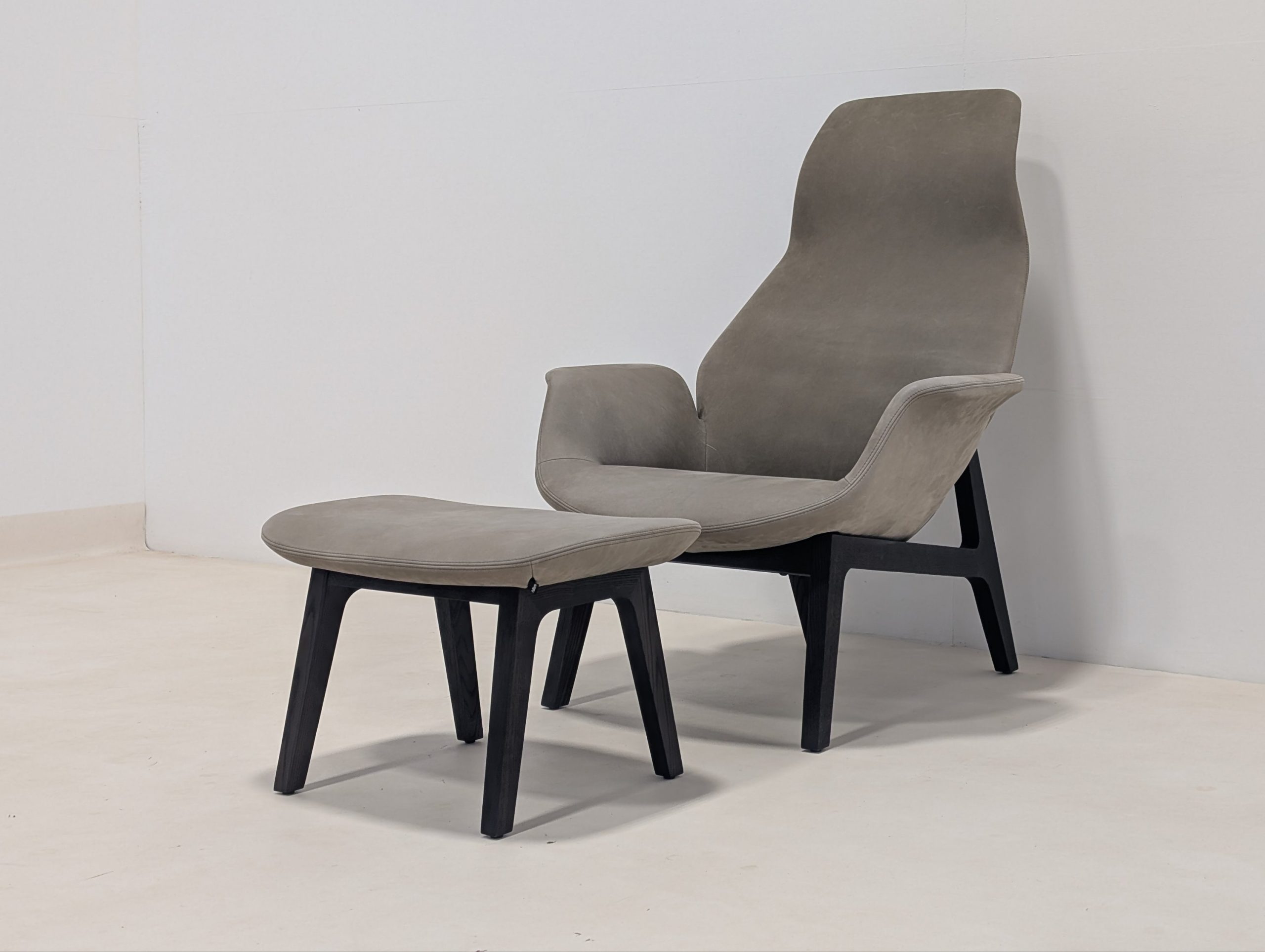 Poliform Ventura Chair & Footstool - Image 5