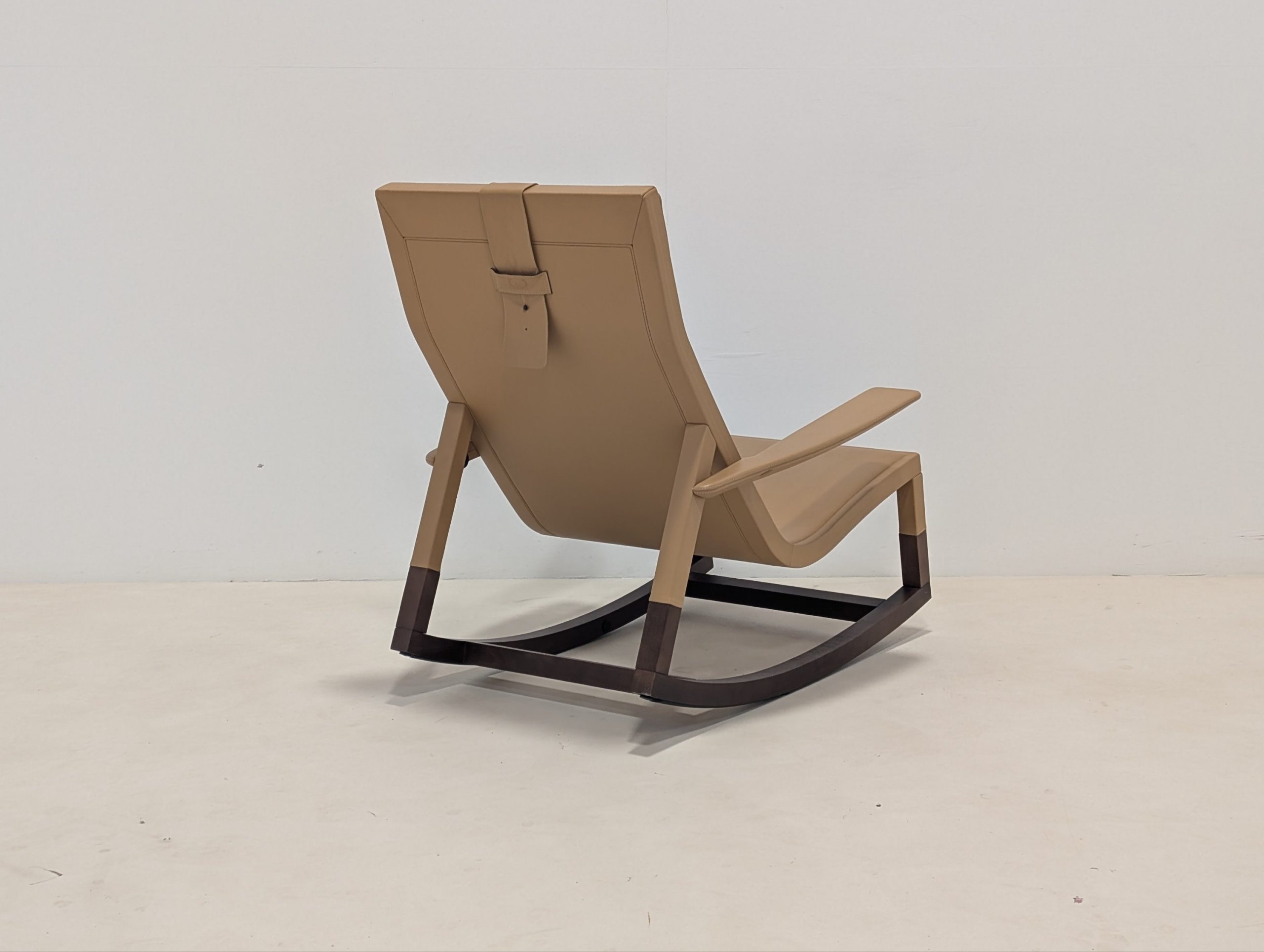 Poltrona Frau Don'do Rocking Chair - Image 6