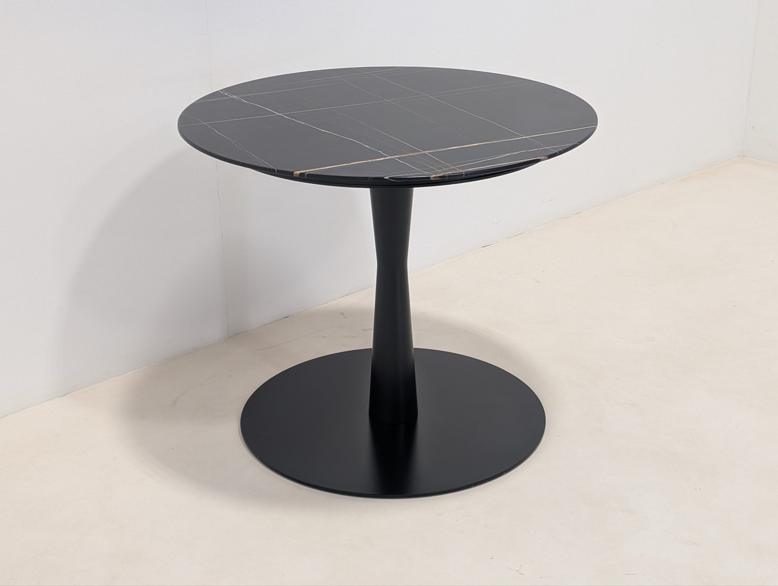 Poliform Marble Flute Dining Table - Image 11