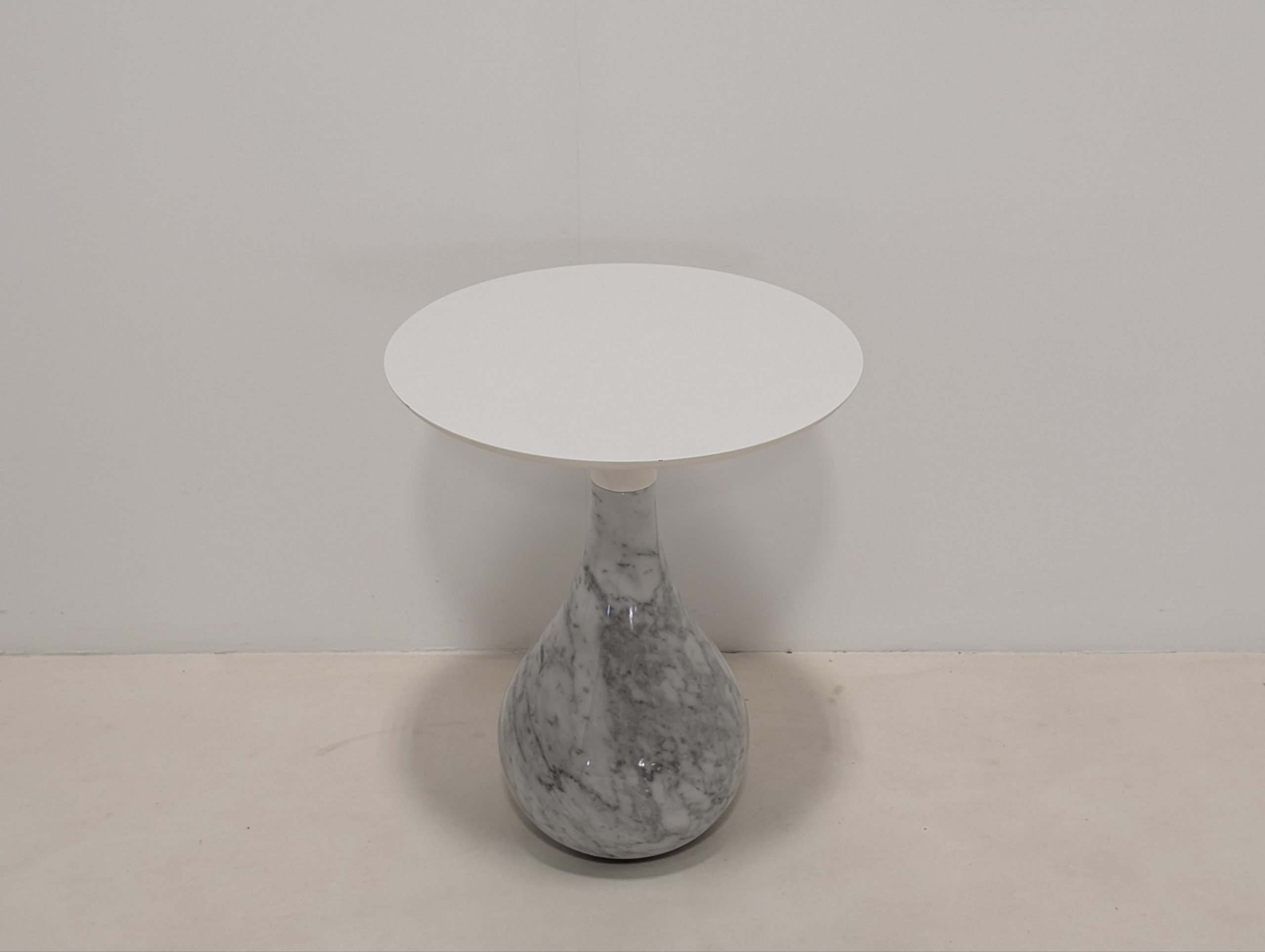 Roche Bobois Aqua Pedestal Side Table - Image 8
