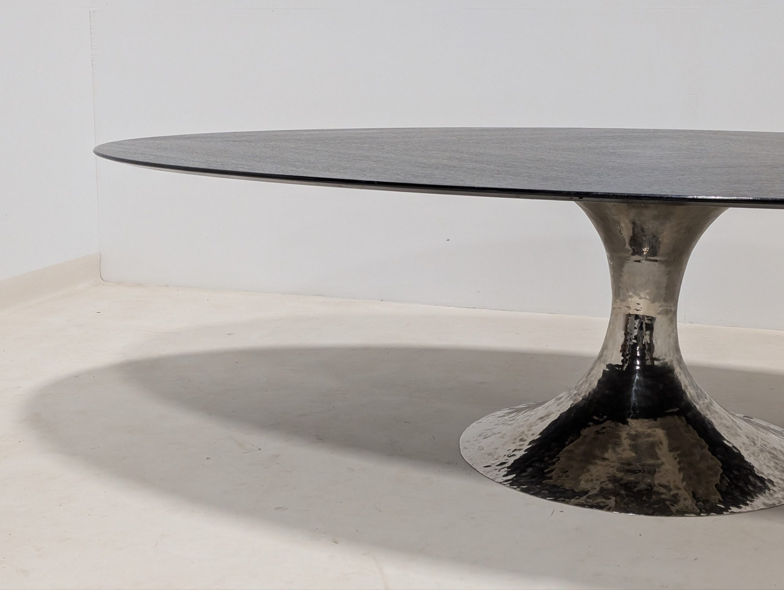 Julian Chichester Dakota Table - Image 5