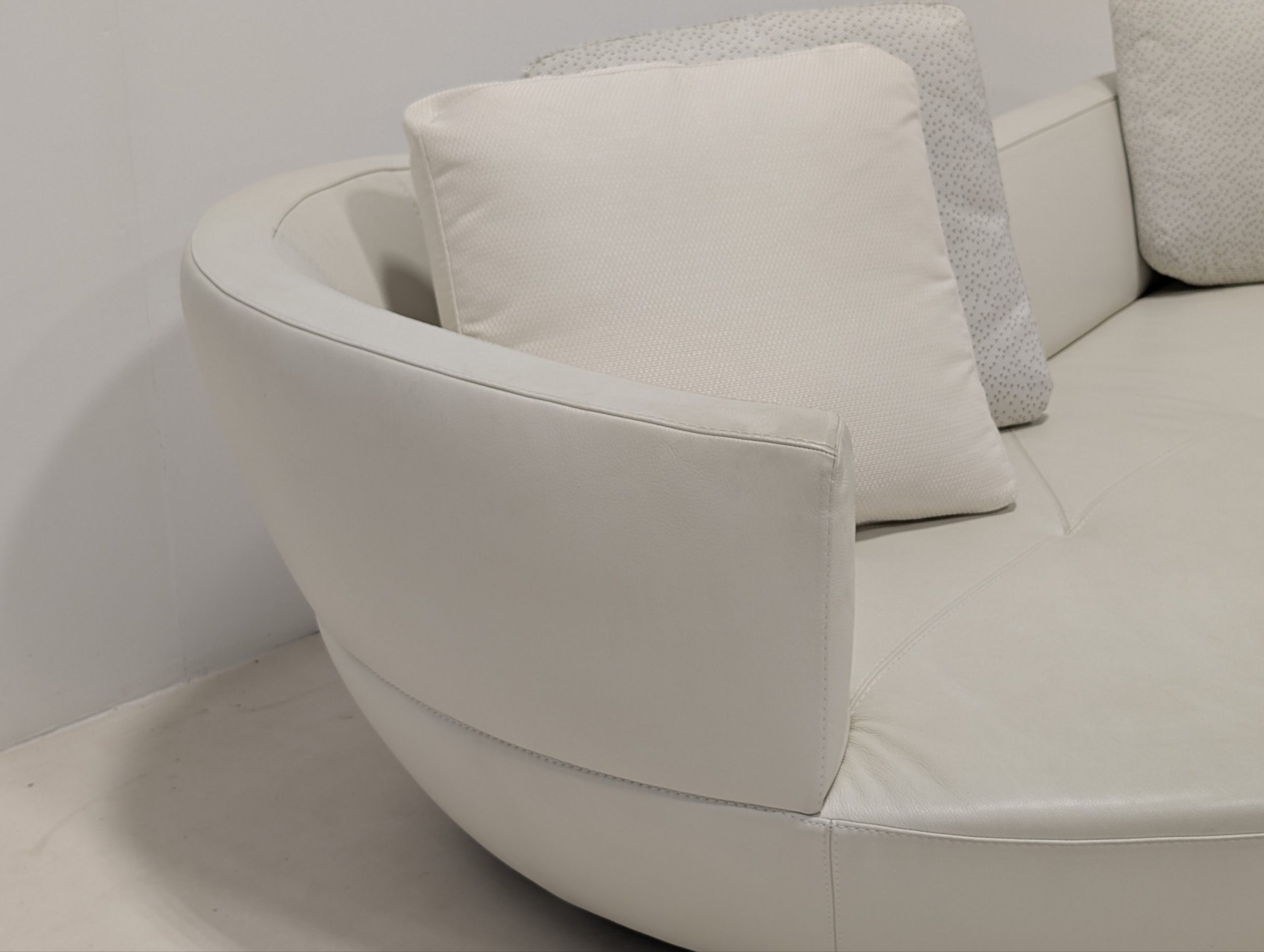 Roche Bobois Digital Curve Sofa - Image 6